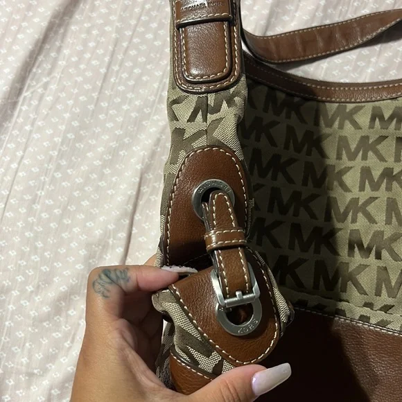 Michael kors bag - Picture 3 of 6